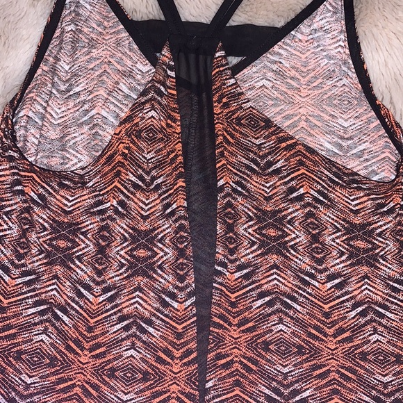Silence and noise loose fit patterned tank - Picture 3 of 5